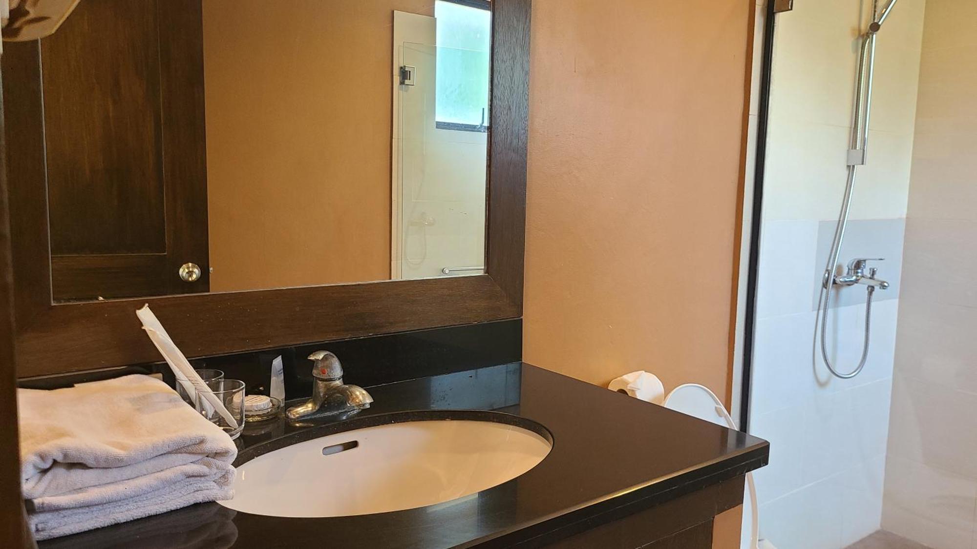 Coralpoint Gardens Suites & Residences Lapu-Lapu City Exterior foto